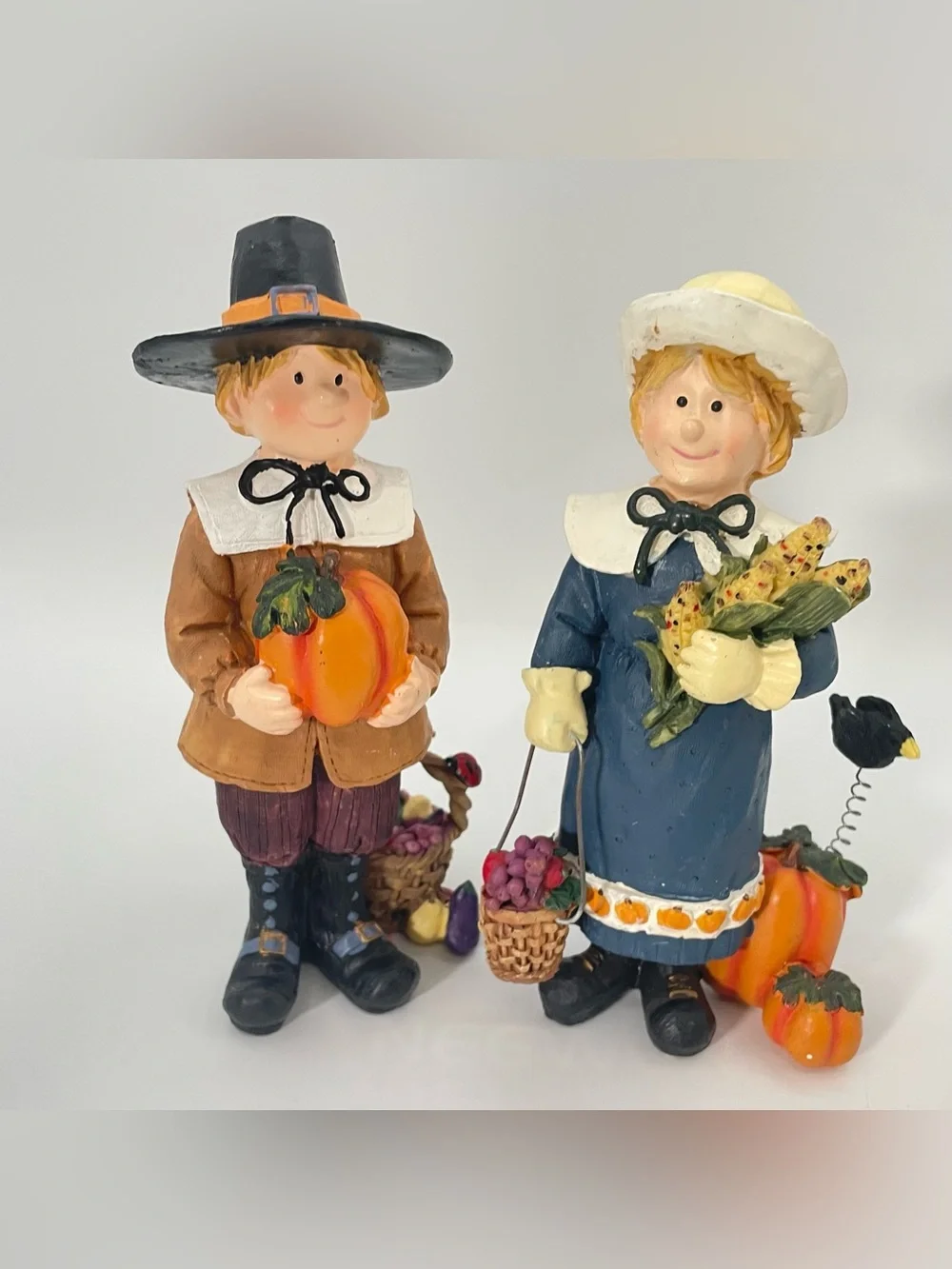 Vintage Pilgrim Boy & Girl Harvest Thanksgiving Resin Figurines Pumpkin Corn